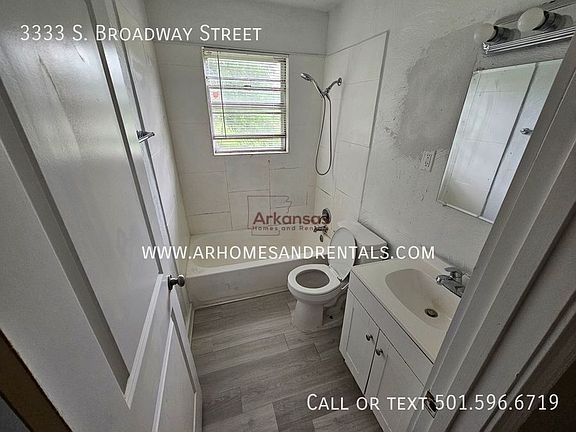 5th image of 3333 Broadway St