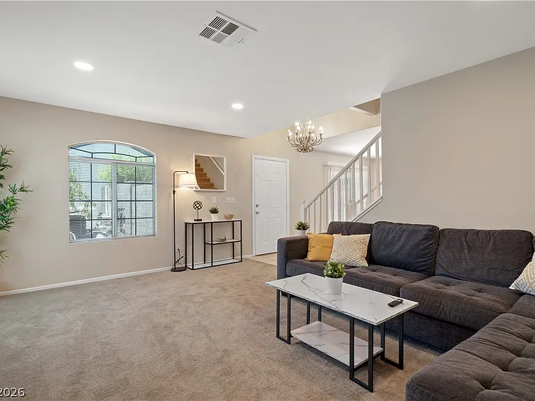 8216 Diamond Star Ct — Photo 10
