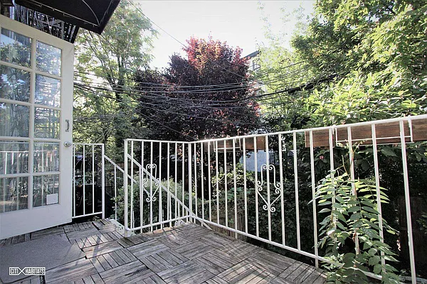 Rented by Citi Habitats | media 12