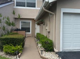 1244 W Lakes Dr, Deerfield Beach, FL 33442