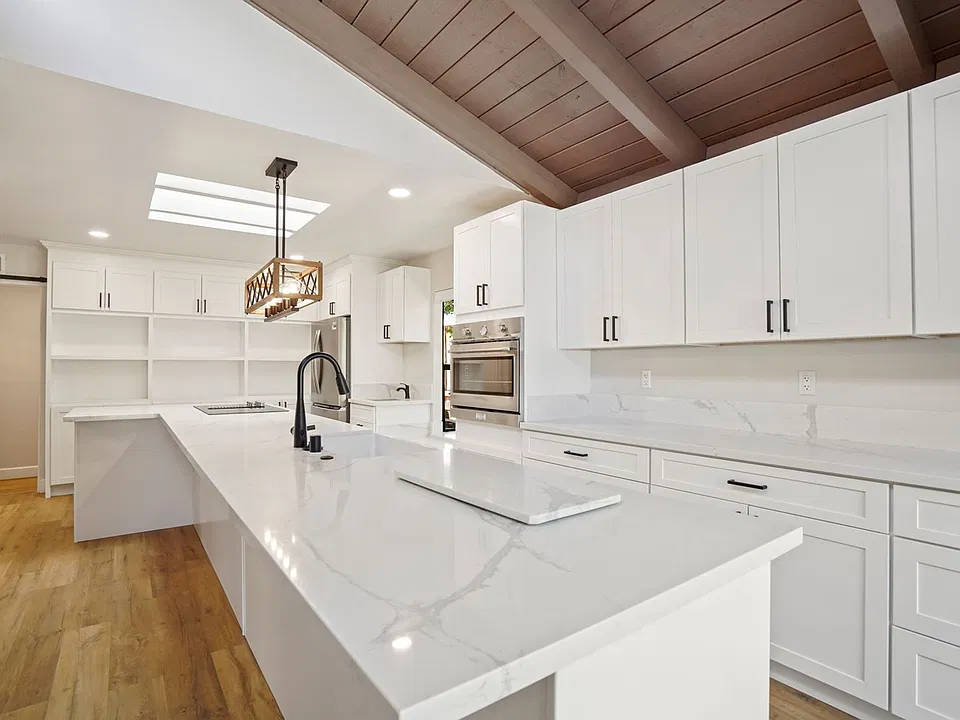 9937 Mesa Madera Dr