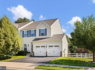 585 Canal Dr, Middletown, DE 19709