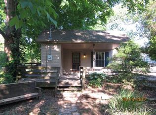 106 Ferry St, Madison, IN 47250