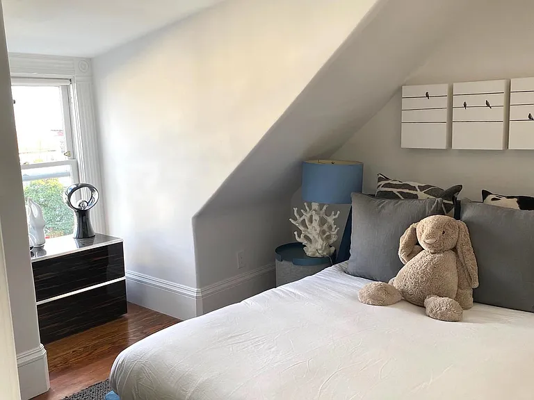 1042 Haight St #3 — Photo 46