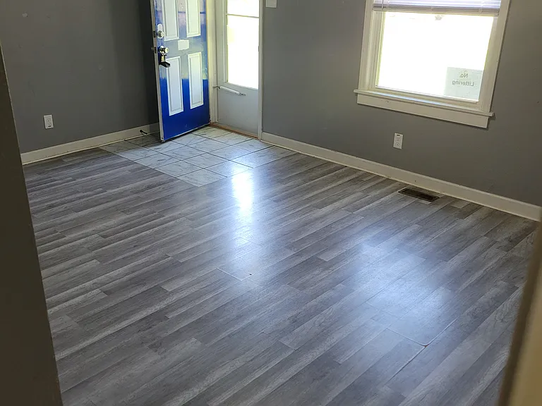 606 W Worley St — Photo 2