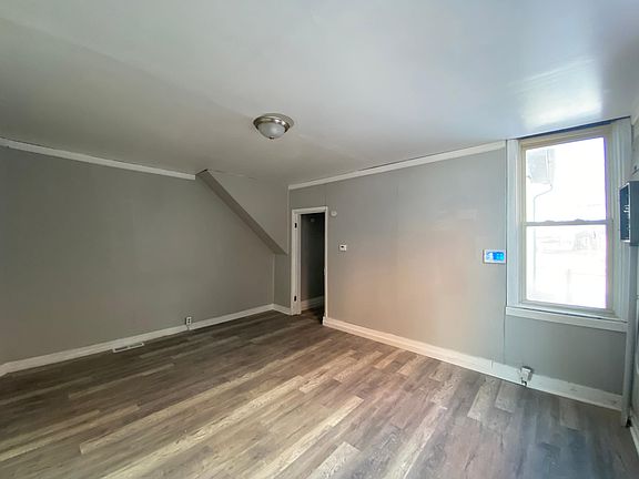 2nd image of 1735 Edison Ave