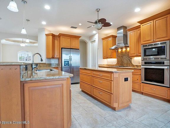 4th image of 1527 Abberton Ct