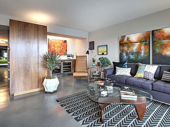 5th image of 505 Belmont Ave E APT 706