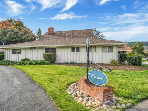 208 White Oak Drive, Santa Rosa, CA 95409
