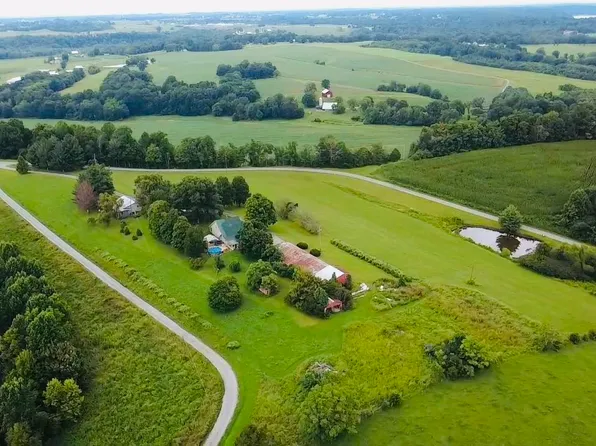 927 E Lemon Bend Rd, Campbellsville, KY 42718