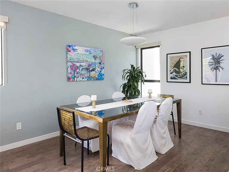 121 E Walnut Ave — Photo 13