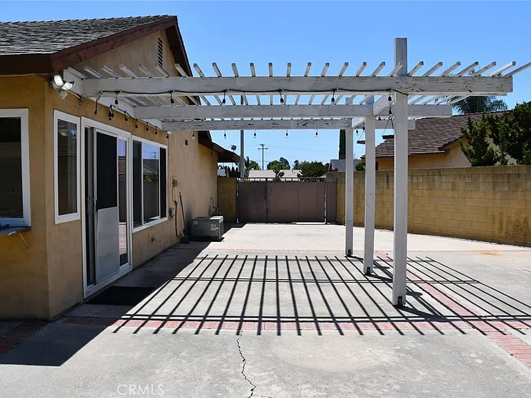 2169 N Mori Ln — Photo 34