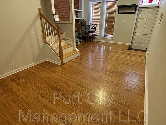 3rd image of 14 S Ann St