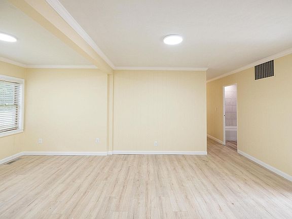 5th image of 26 Steven Rd