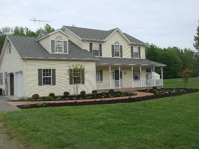 715 Ruthsburg Rd photo 1