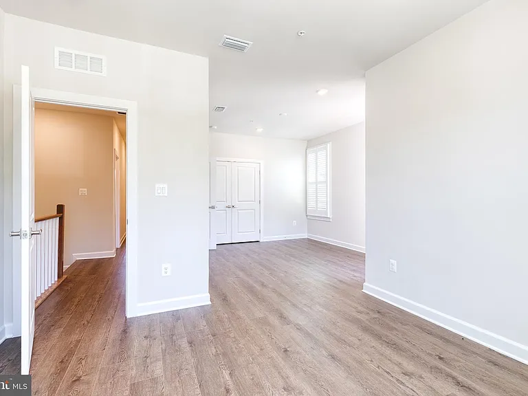 200 Hickory Hollow Ct — Photo 25