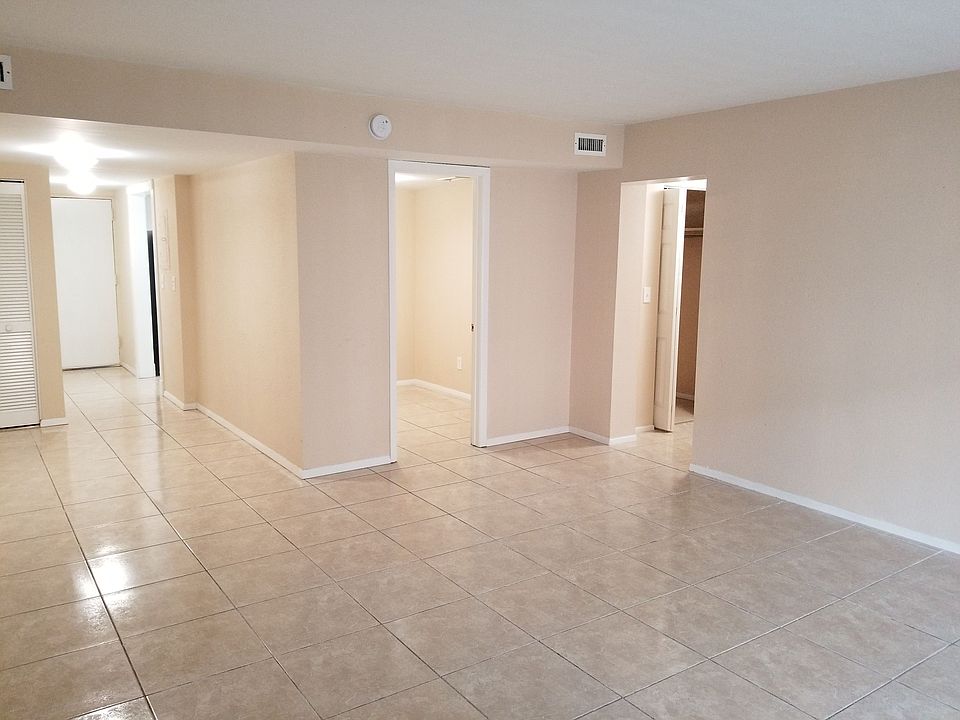 1st image of 7510 Presley Pl APT B