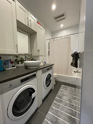 Rented by CNYC Apartments | media 6