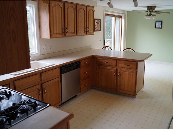 5th image of 115 Fleetwood Ln