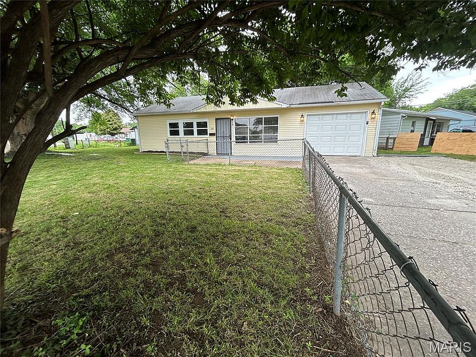1st image of 38 Marilyn Ln