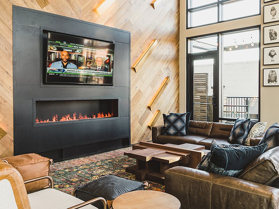 Lobby with lounge seating