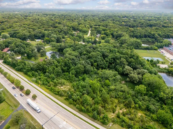 21031 N Quentin Rd, Kildeer, IL 60047