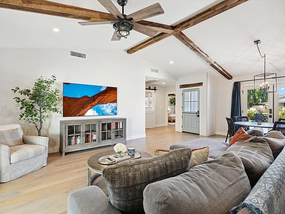 5th image of 4301 E Calle Feliz