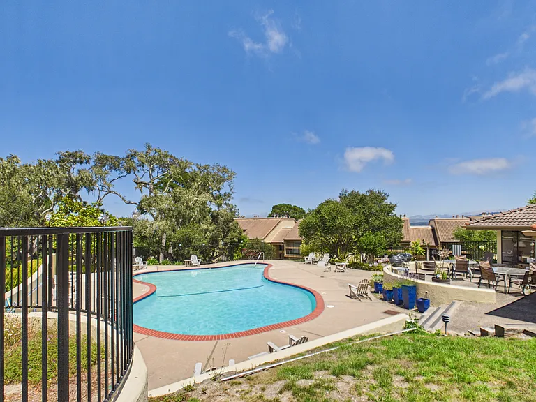 3102 Golden Oaks Ln — Photo 17