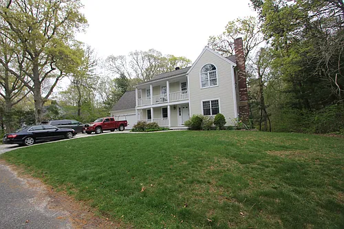 72 Bay Rd Photo 1