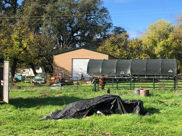 12562 Powerhouse Rd, Potter Valley, CA 95469