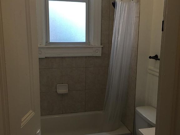 2nd image of 3905 Castleman Ave #3907