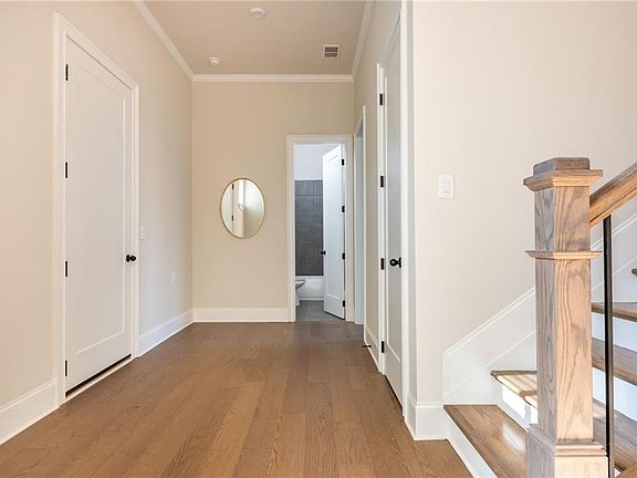 4th image of 89 Batten Board Way
