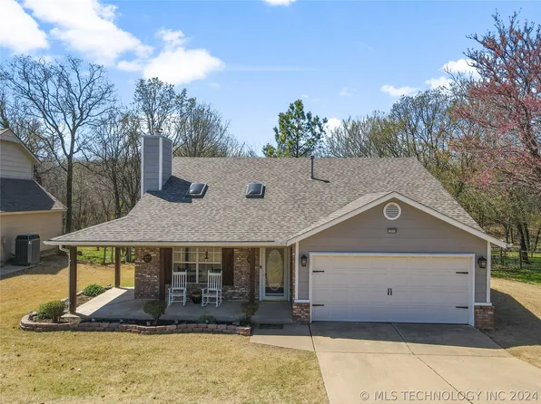 3712 S 74th West Ct, Tulsa, OK 74107