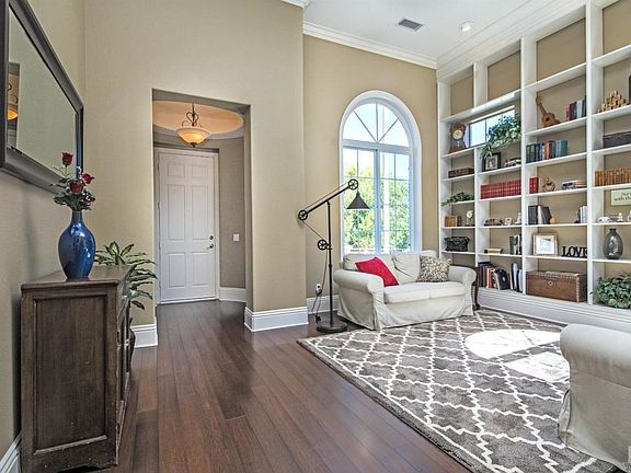 4th image of 3994 Mountain Creek Dr
