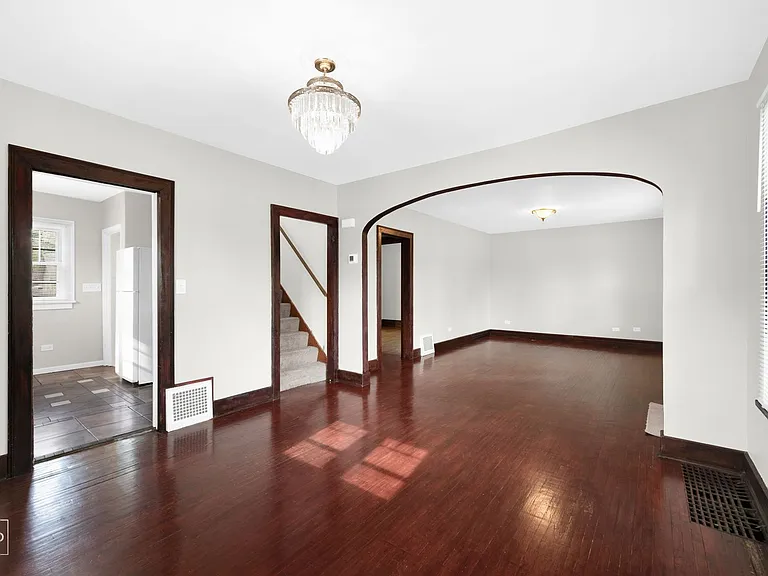 1009 Prairie St — Photo 3