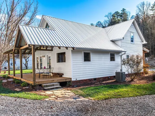 8679 Lakewood Hwy, Mineral Bluff, GA 30559