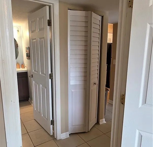3419 Winkler Ave — Photo 8
