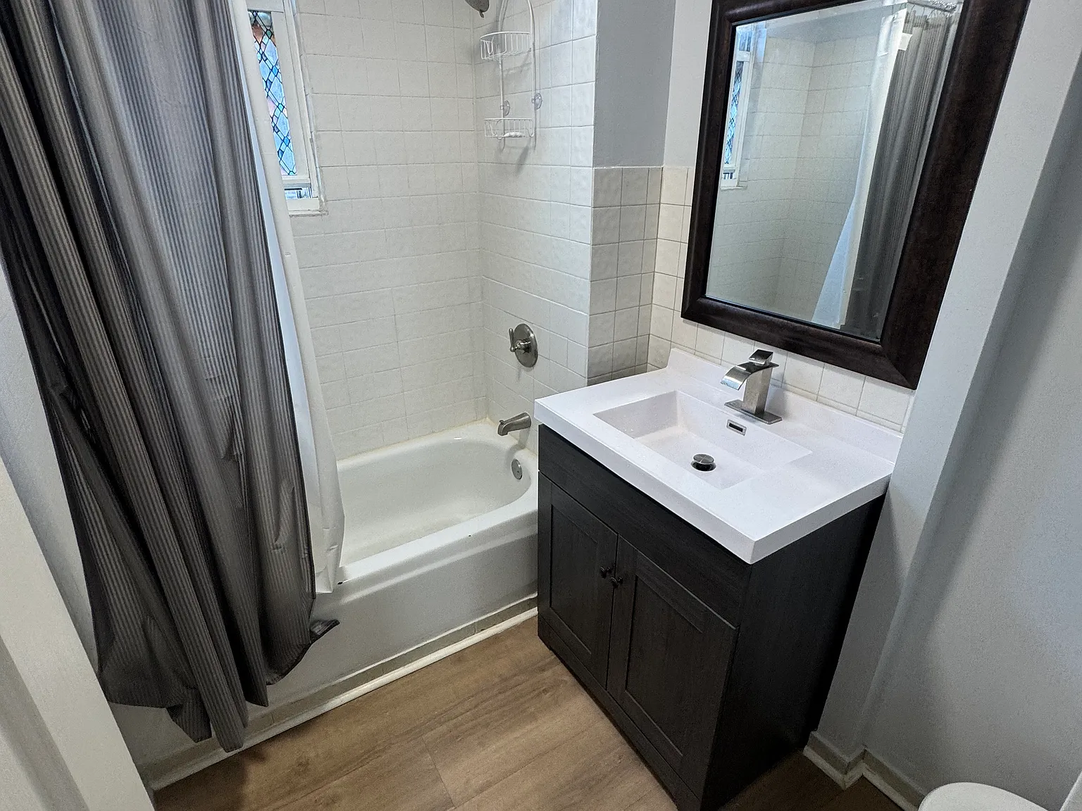 2 bed, 1.0 bath, $2,000 — Photo 4