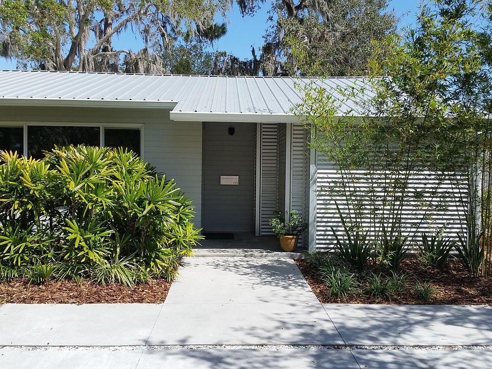 1st image of 1313 Palmetto St