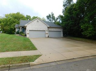 8 Coffman Ave, Dayton, OH 45426