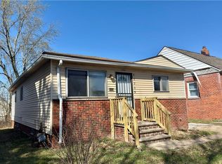 16709 Palda Dr, Cleveland, OH 44128