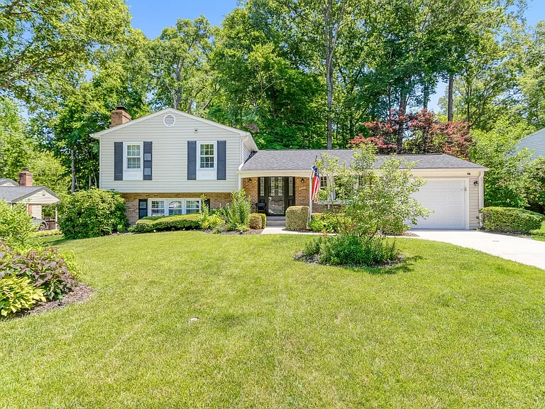 12077 Willowood Dr — Photo 3