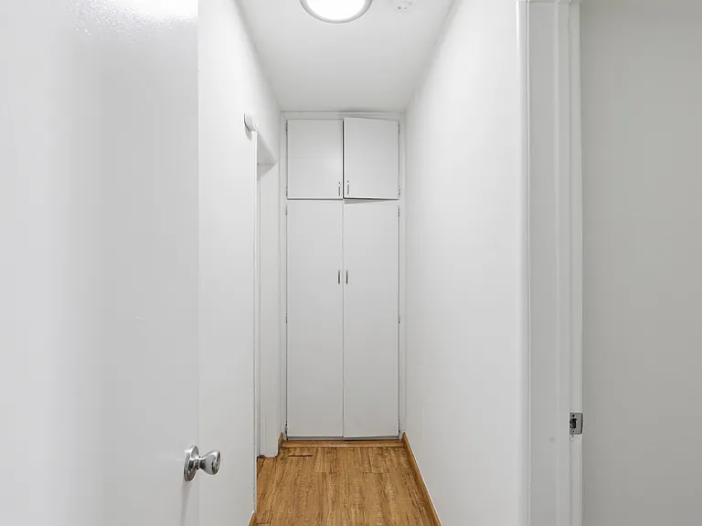 20610 Hartland Street — Photo 7