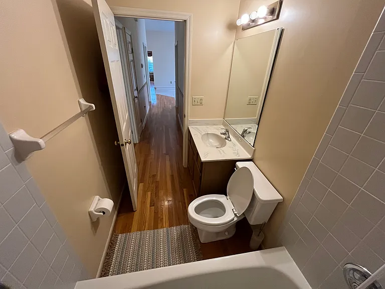 6400 Belmont Park Ct — Photo 27
