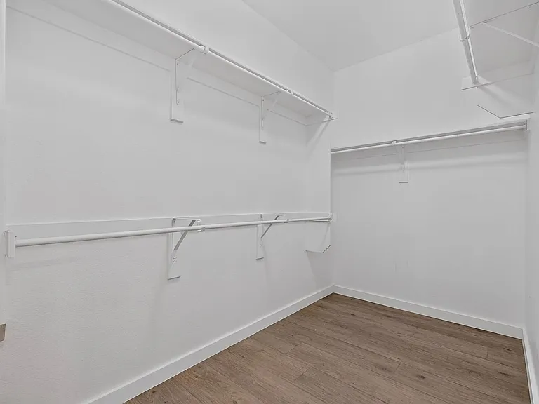 3312 Glen Crest Ln — Photo 40