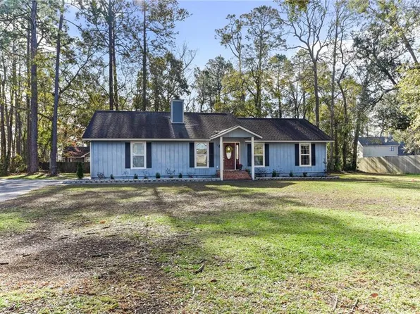 90 Buntin St, Woodbine, GA 31569