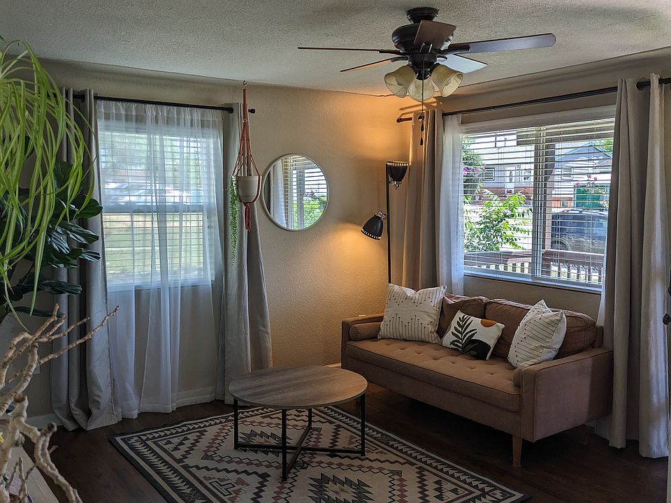 Upstairs living room