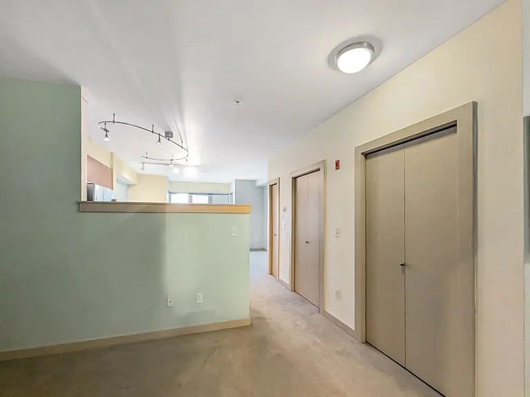 1410 E Pine St #W208 — Photo 9