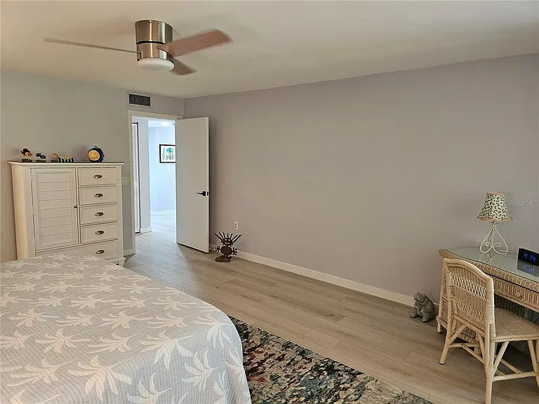 153 Wild Palm Dr #1610 — Photo 17