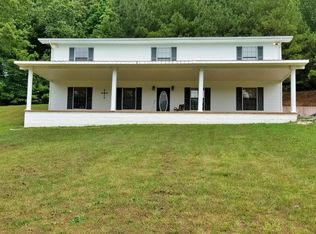 1303 Poplin Hollow Rd, Linden, TN 37096
